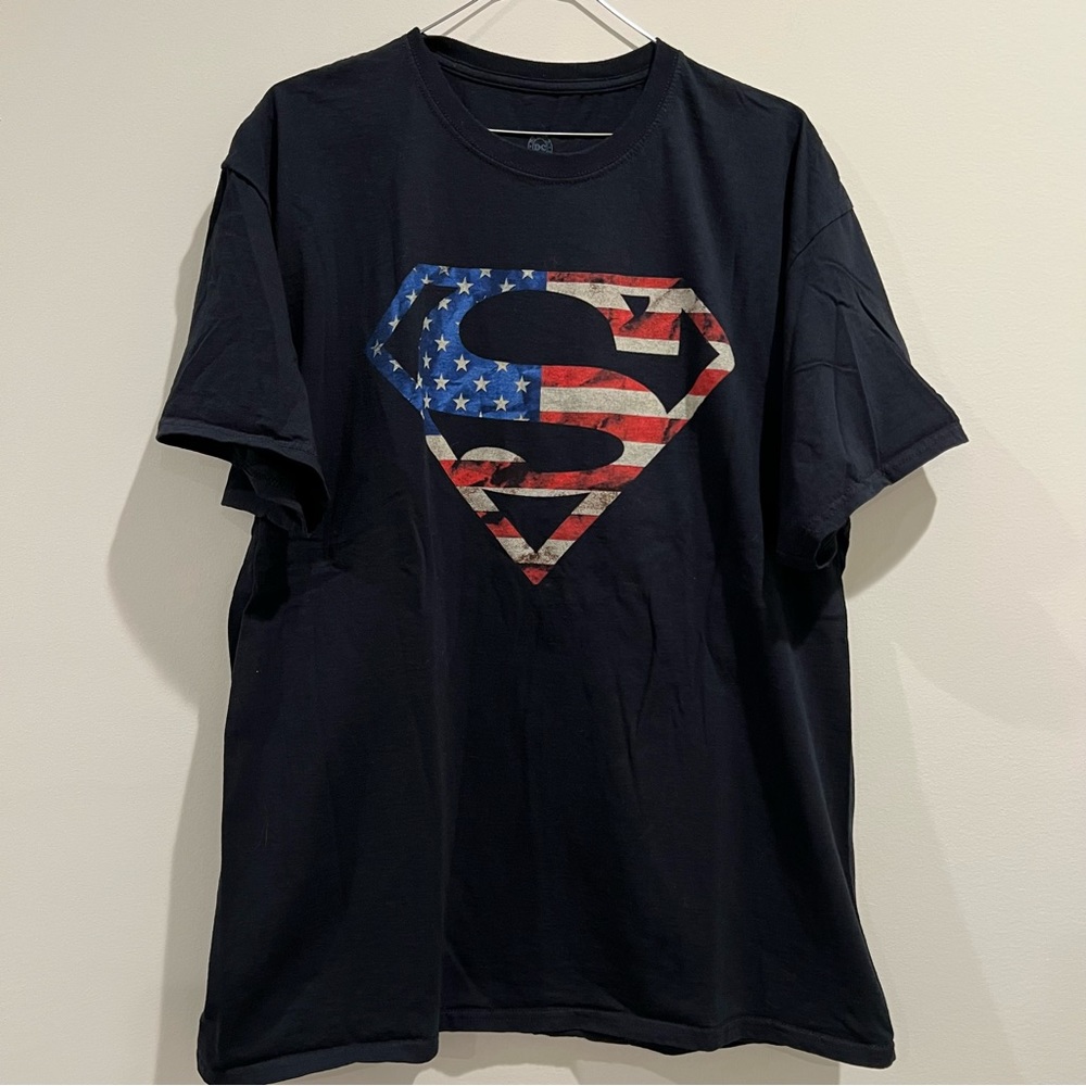 DC‎ Comics Superman t shirt